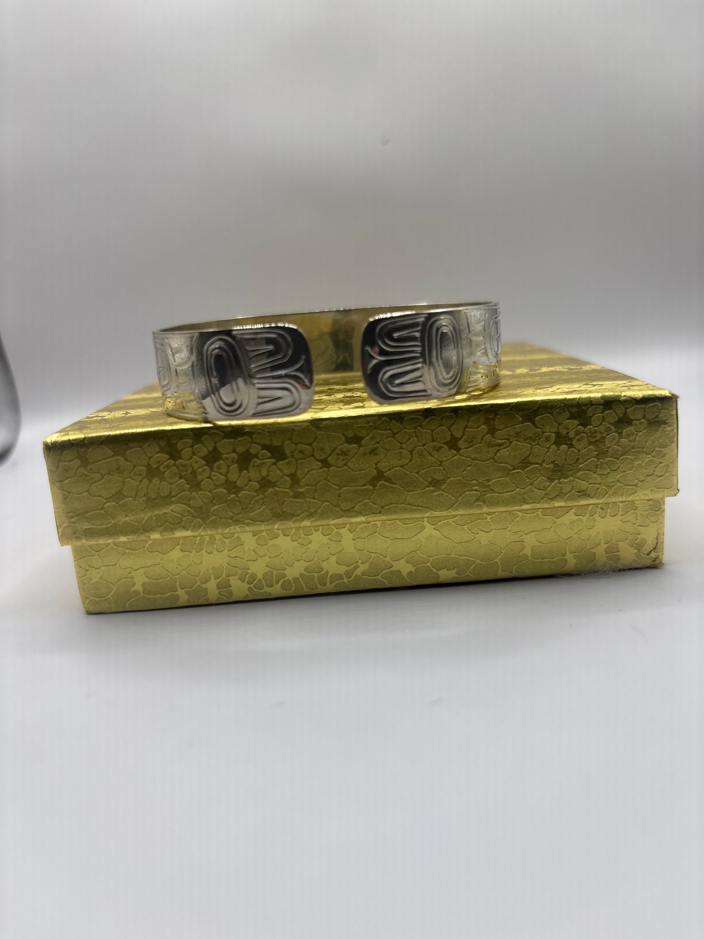 Raven Eagle 1/2 Inch Bracelet