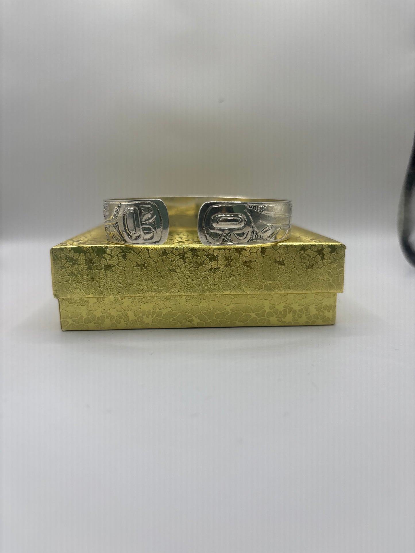 Killer Whale Raven 1/2 Inch Bracelet